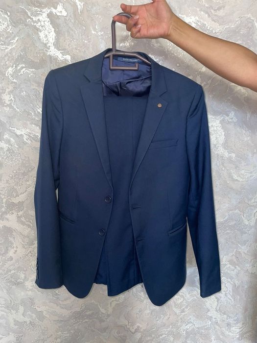 Школьный  костюм