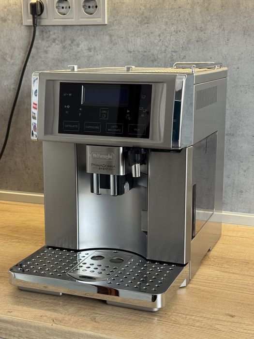Кафе автомат De’Longhi PrimaDonna Avant