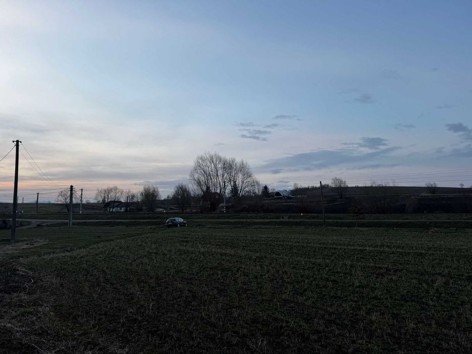 Vand teren 70ARI plus casa batraneasca