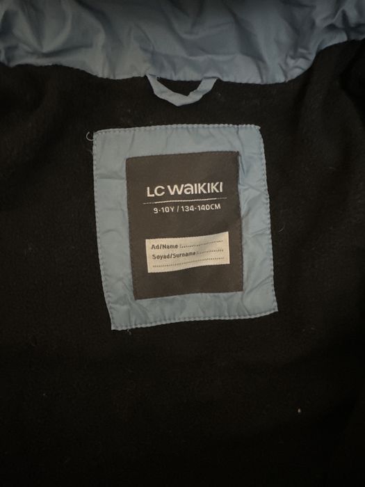 Продам куртки размер 140см