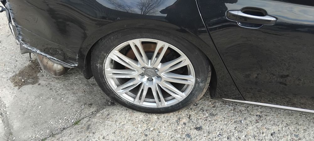 Audi A8 D4 Long W12 500кс. На части