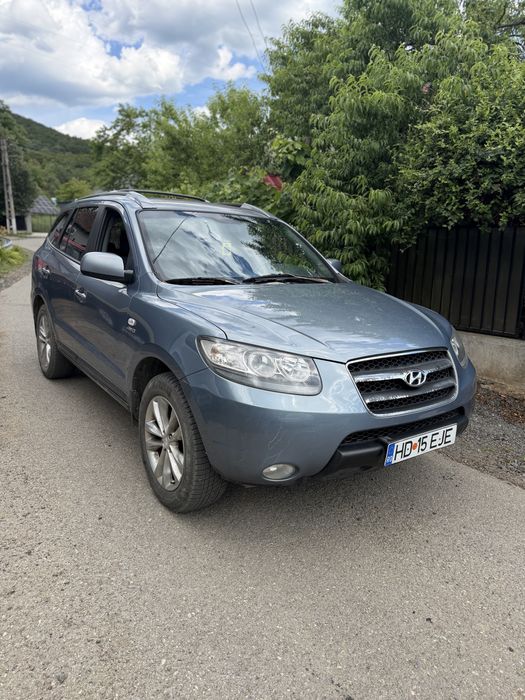 Vand sau Schimb Hyundai santa fe 2007 2.2 disel acte valabile fiscal pe loc Schimb in special cu atv tractor utilaje agricole și ofer diferență