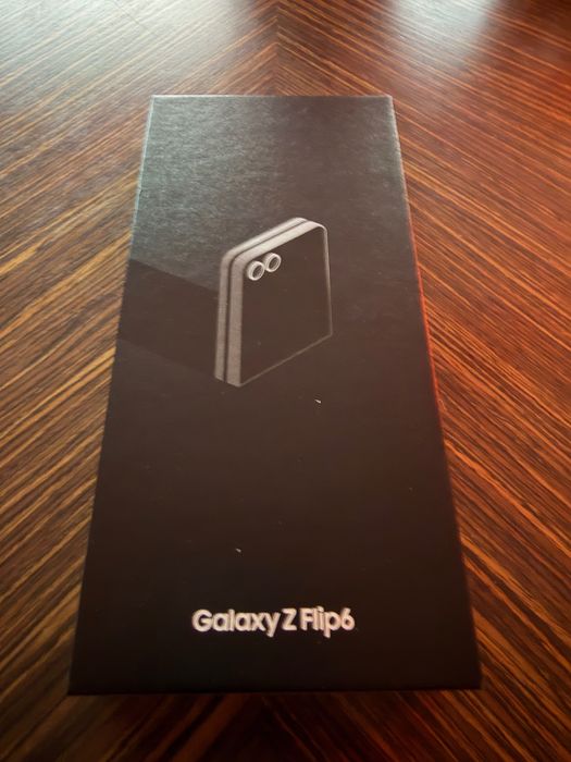 Samsung Galaxy Z Flip6 512GB Silver Shadow