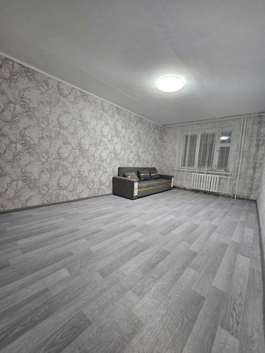 продам 2 ком Квартиру РН Азии