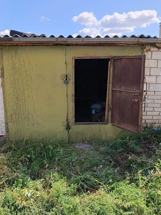 Продам гараж в кооперативе Космос
