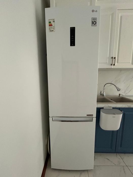 Холодильник LG б/у