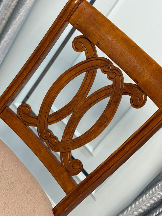 стулья из натурального дерева