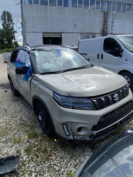 Vand suzuki vitara avariat