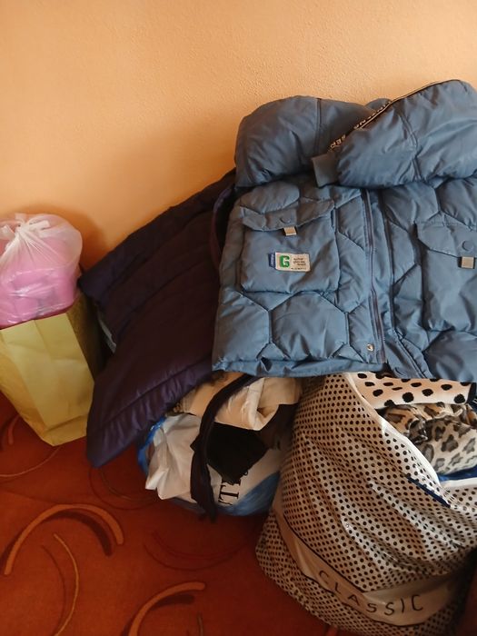 Куртки ,одежда,брюки
