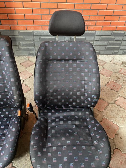 Гольф 3 сидение передние идеалный