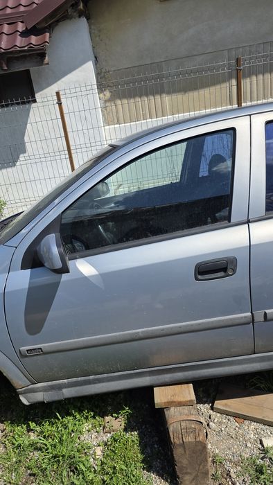 4 usi COMPLETE cu oglinzi si geamuri electrice