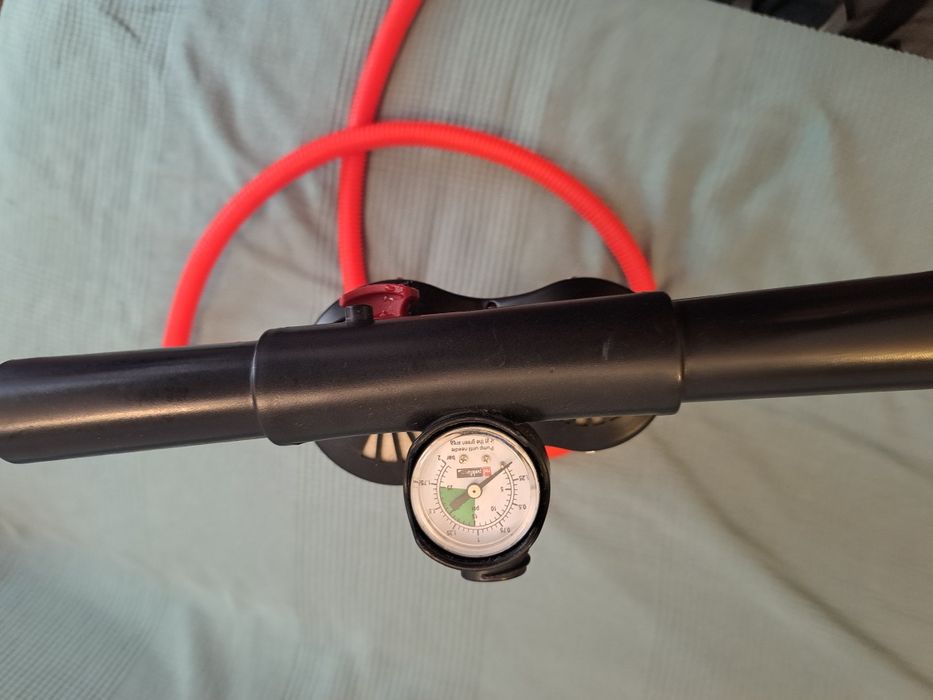 Pompa SUP standup padle Red Paddle ²  presiune mare 22 psi