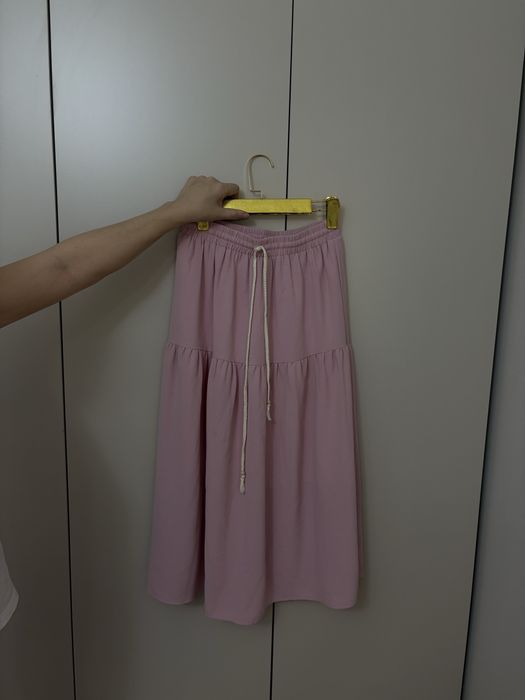 Юбки по 2500, M и S