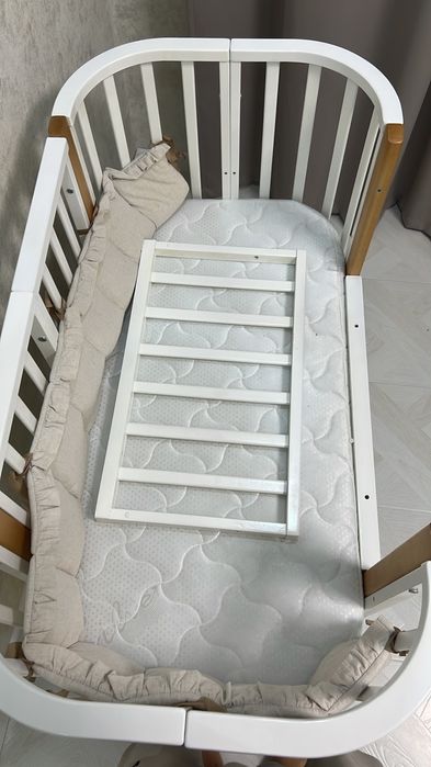 Продам детскую кроватку