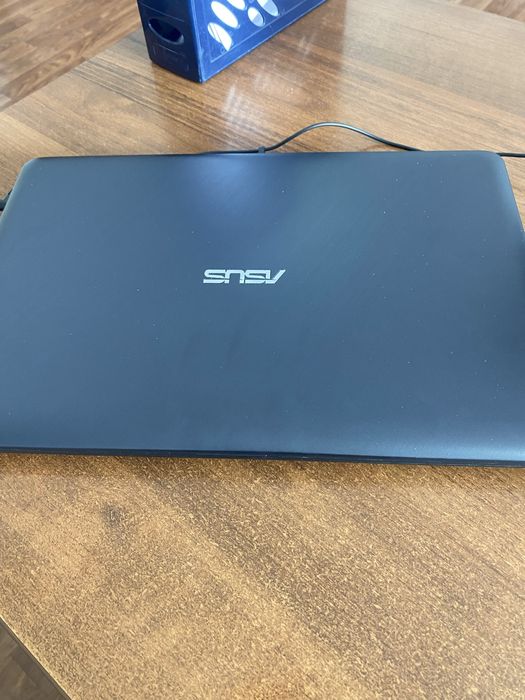 Ноудбук Asus Windows 10