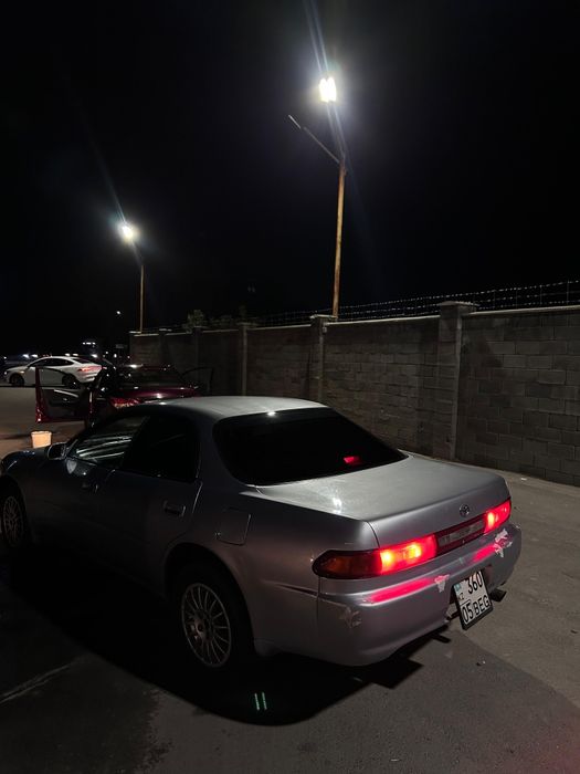 Продаю tayota carina ED