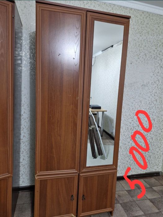 Срочно продам шкаф