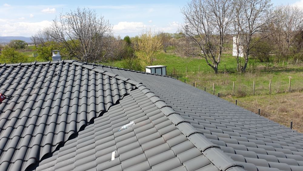 Боядисване на Керемиди и Ламарина