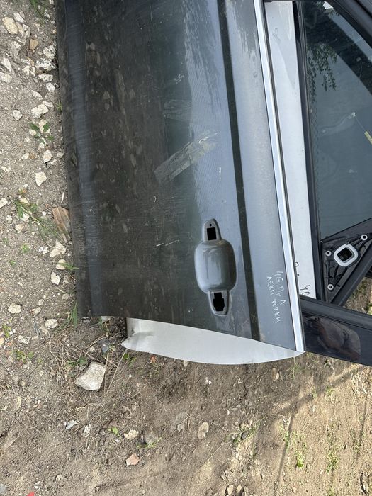 Врата Предна лява Audi A6 C7 4G 2012-2017 Ауди А6 C7 с забележка точка