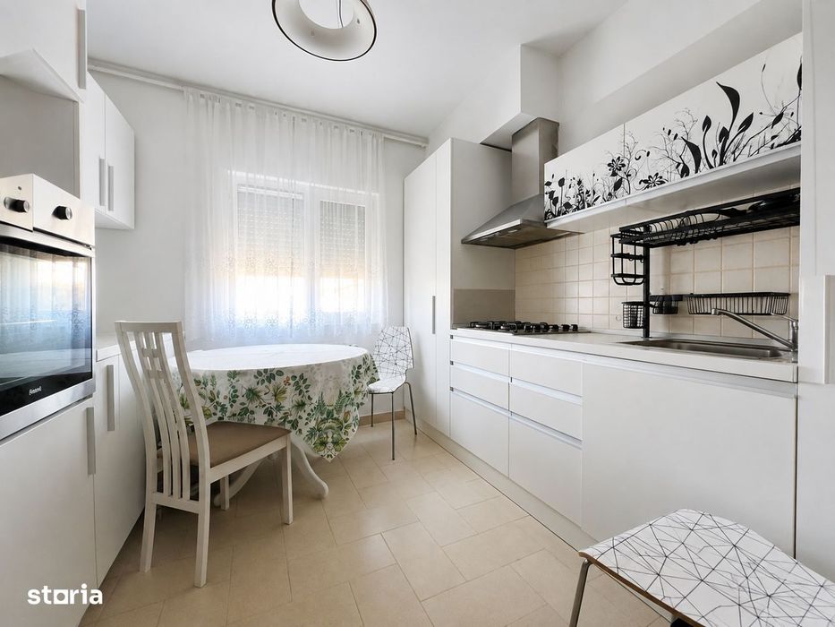 Apartament cu 3 camere, 74 mp, terasa 21 mp - Zona Aradului