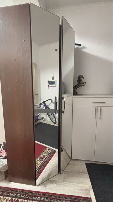 Шкаф угловой в прихожкк