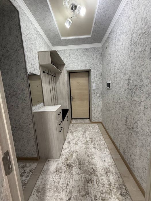 1 etaj manzil Vayeniy garadok