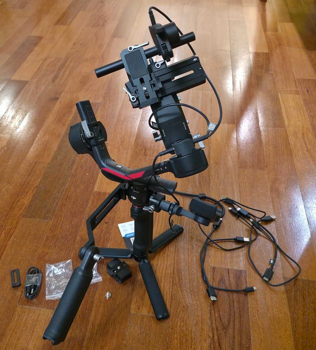 Гимбъл / Стабилизираща система DJI Ronin RS4 Pro Combo