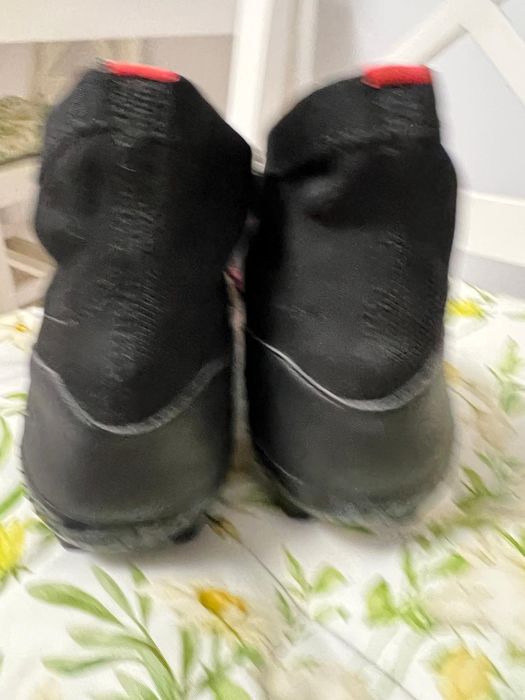 Ghete fotbal adidas Predător mărimea 44