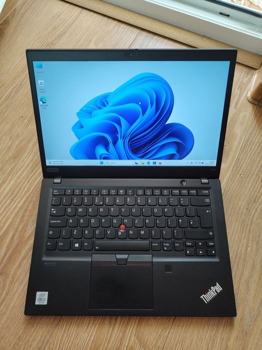 Lenovo Thinkpad T14S / i5-10210U / ssd 256 / RAM 8 GB /