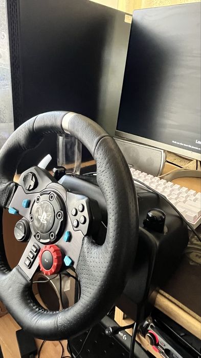 Logitech g29 + shifter волан за игра