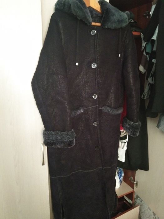 Женская верхняя одежда б/у