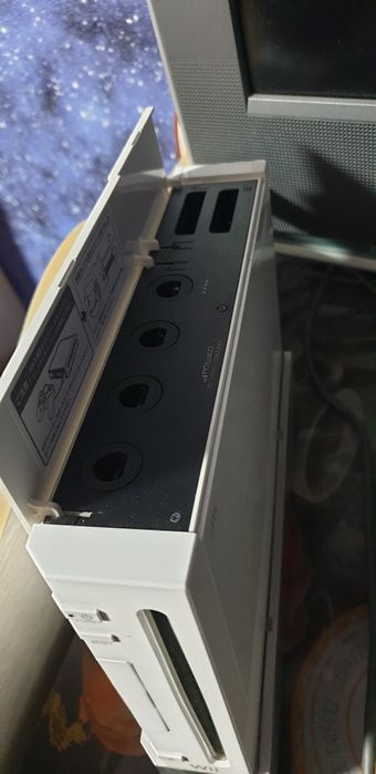 Продам nintendo wii (японская)