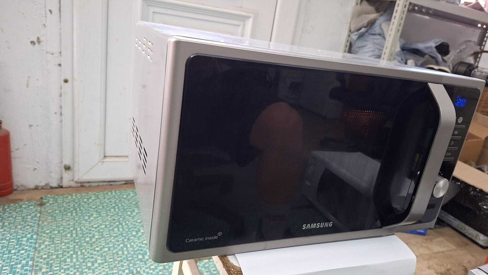Cuptor cu Microunde Samsung