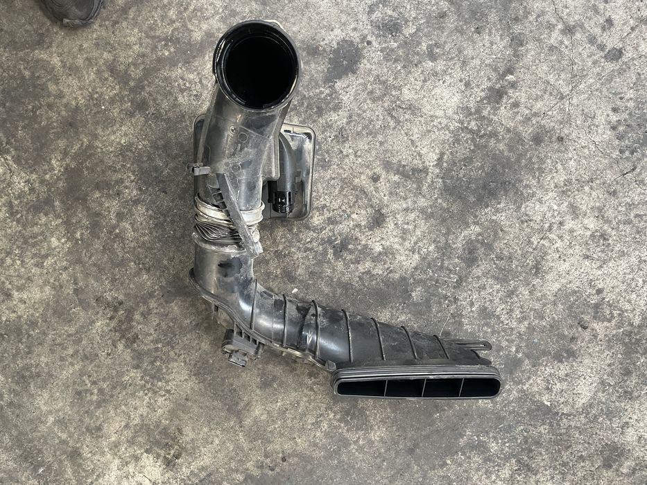 Tubulatura filtru aer turbina pentru BMW x3 F25 n47 cod 8517608