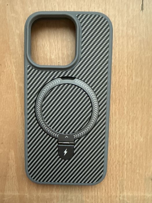 Чехол на IPhone 16