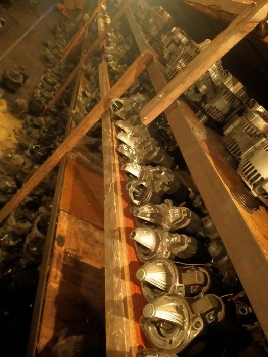 Продаю стартера на Мерседес