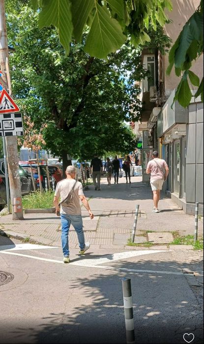 дава под наем магазин