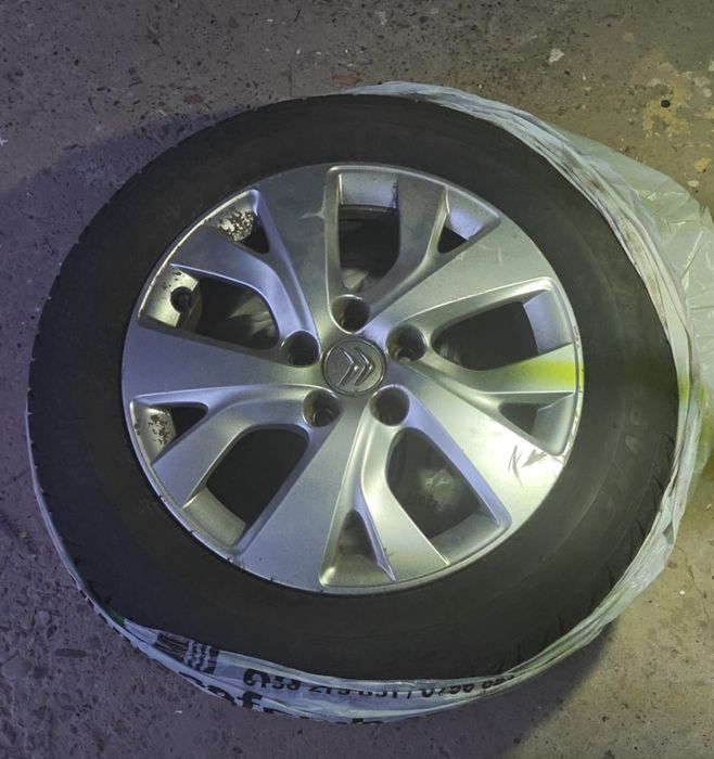 Set 4 Jante + cauciucuri de vara R16 Citroen / Peugeot/ Opel