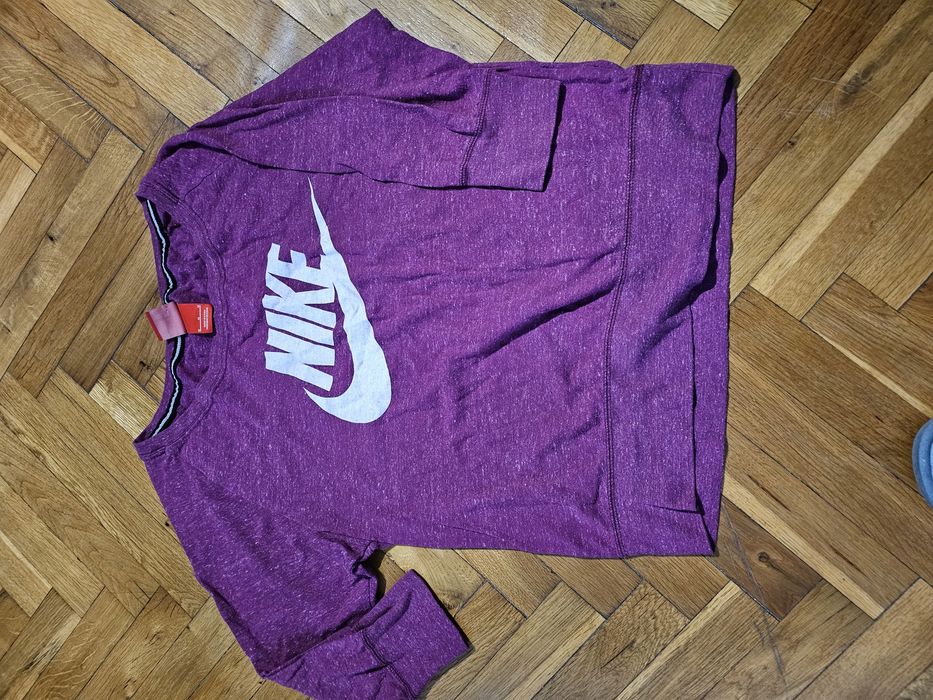 Горнища и блузи на Nike