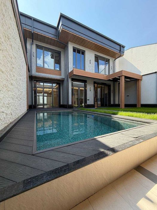 Продается Евро Дом на Ракат Боши 3,5 соток 6 комнат.