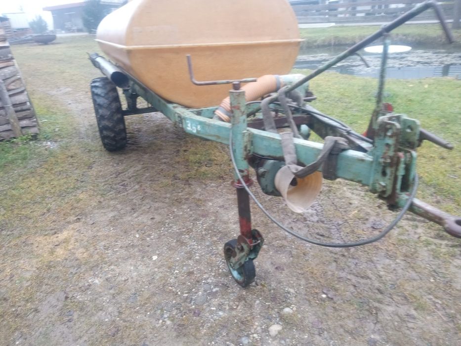 Vidanja  cu pompa  pentru tractor