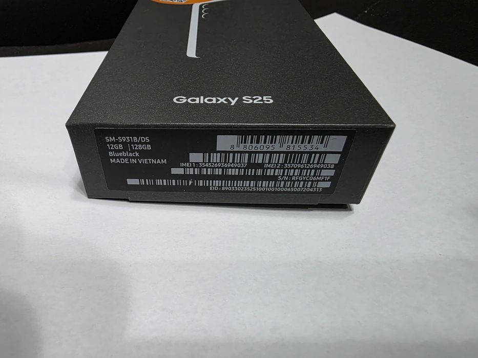 Samsung Galaxy S25 Black 128GB ca NOU Full Box Liber de retea