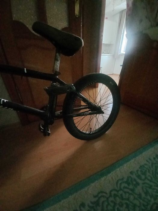 Велосипед BMX в отличном состоянии