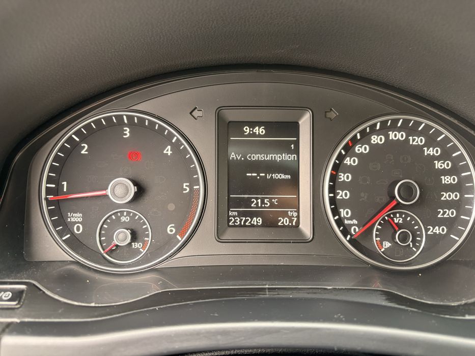 Volkswagen golf 5 plus 1.6 Tdi 2013