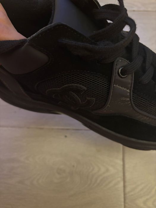 Pantofi Chanel Runner Black leather mesh
