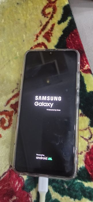 Продам телефон самсунг А32