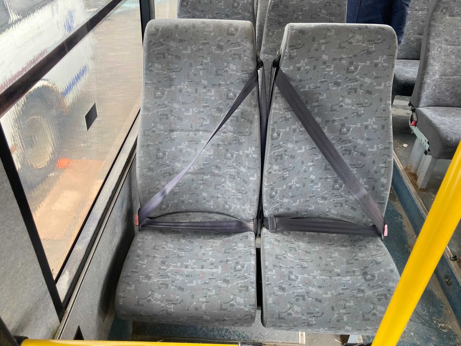 сиденья от автобуса
