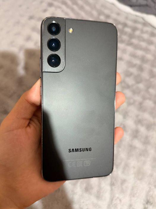 Продам Самсунг Galaxy S22+