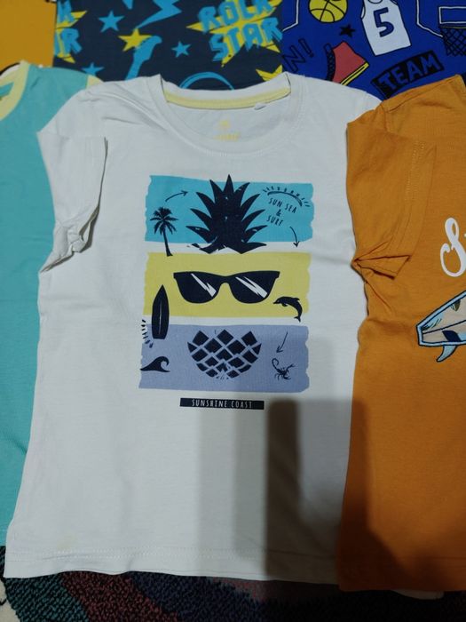 Детские майки и футболки для мальчика от 7 до 8 лет.