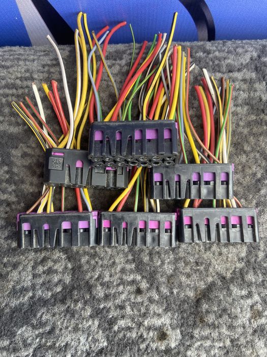 Штекер фишка на гитару ауди 100 б4  80